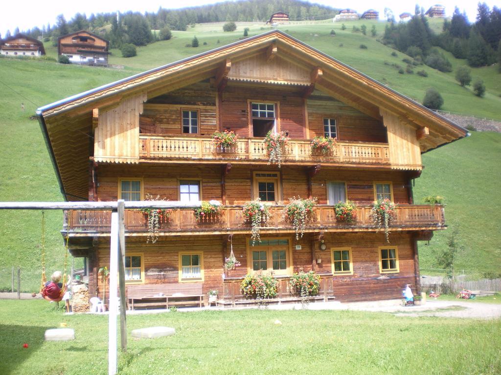 Apartamento Biohof Jenewein Innervillgraten Exterior foto
