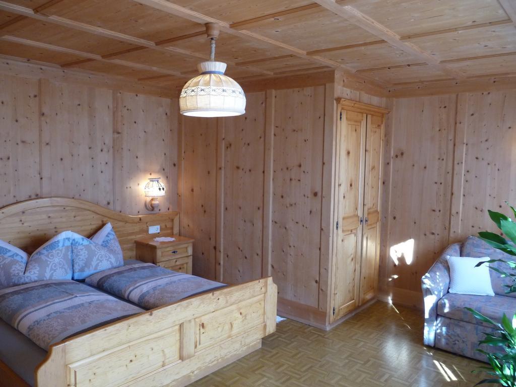 Apartamento Biohof Jenewein Innervillgraten Exterior foto